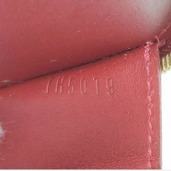 Louis Vuitton Round Coin Purse - Picture 8 of 8